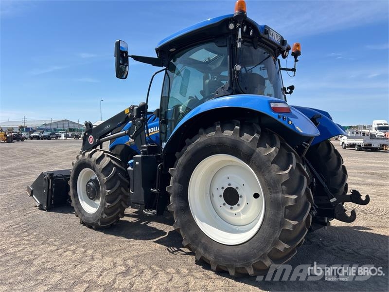 New Holland T6.145 4WD Tractor Traktory