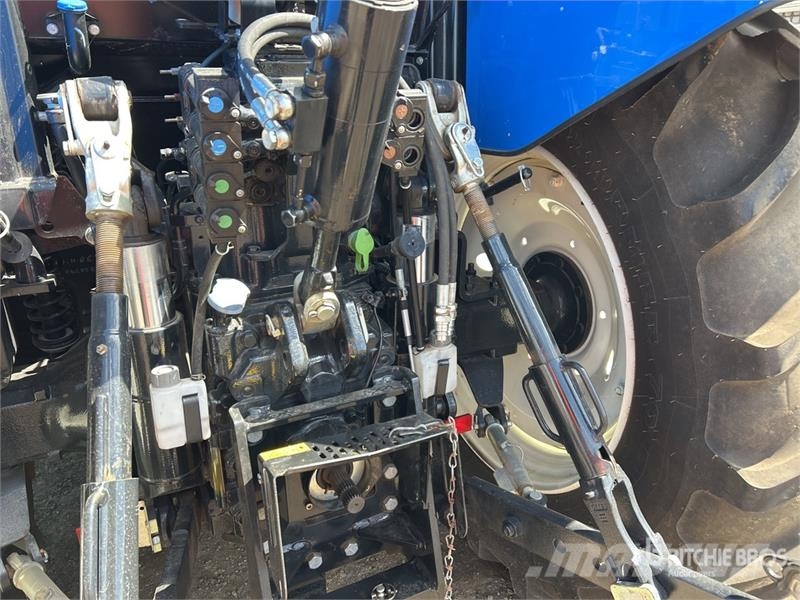 New Holland T6.145 4WD Tractor Traktory
