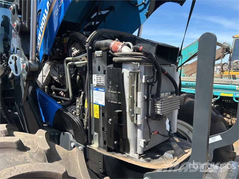 New Holland T6.145 4WD Tractor Traktory
