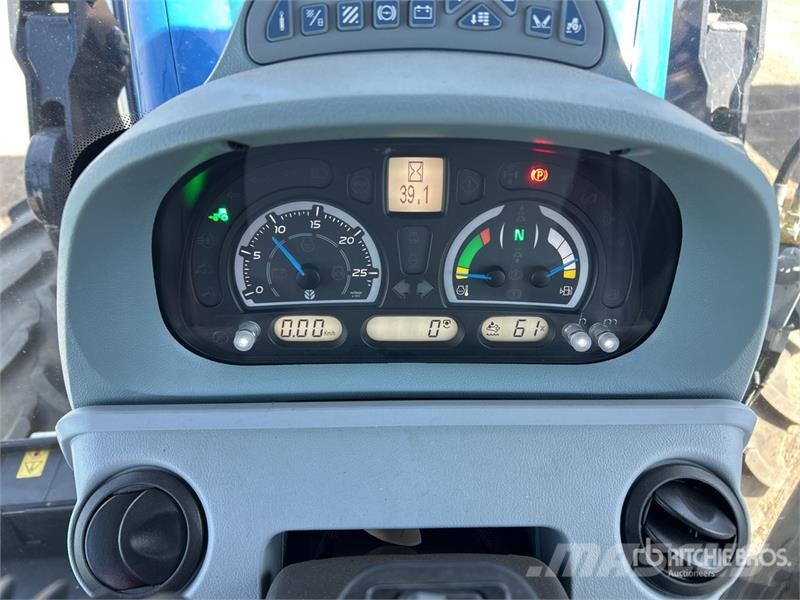 New Holland T6.145 4WD Tractor Traktory
