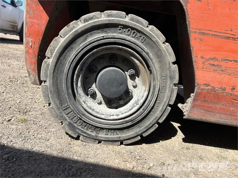 Nissan 1500 kg Forklift Other
