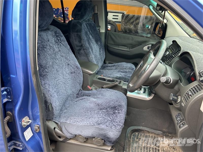 Nissan Navara Прочие фургоны