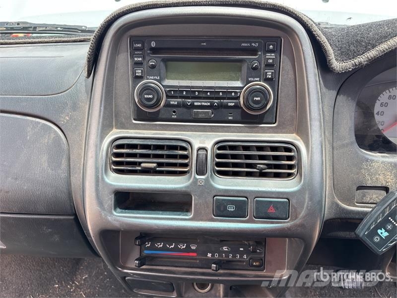 Nissan Navara Ostalo