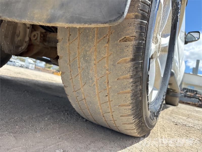Nissan Navara Інше