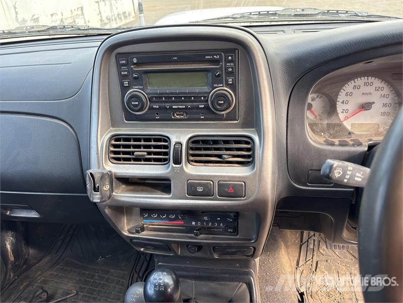 Nissan Navara Other