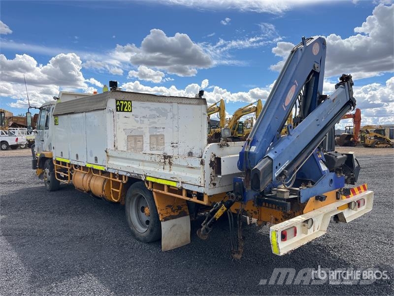 Nissan UD LKA265 4x2 Service Truck 都市/通用型車輛