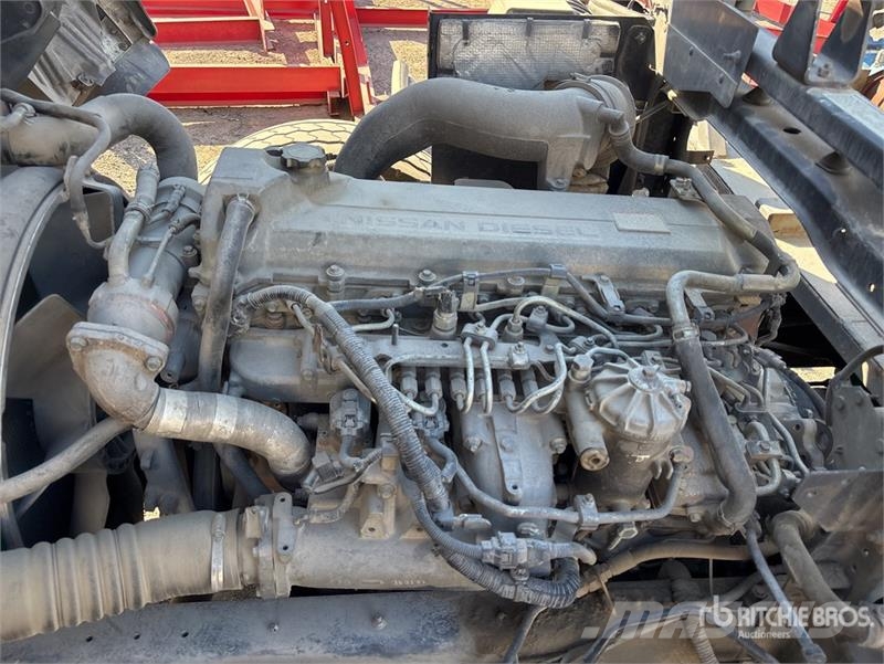 Nissan UD PK9 4x2 w/ 2014 Jurop PVT280 Vacuum Excavator T Paine-/imuautot