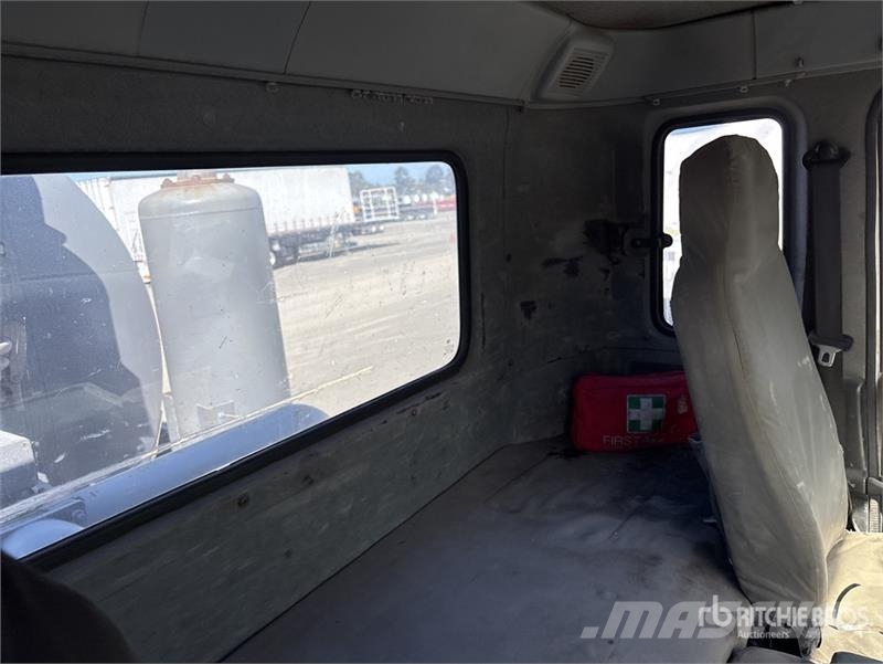 Nissan UD PK9 4x2 w/ 2014 Jurop PVT280 Vacuum Excavator T Paine-/imuautot