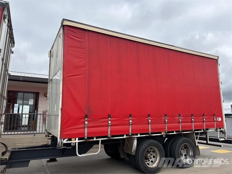  Nixon 6.1 m Bogie/A Curtain Side Trailer مقطورات بغطاء جانبي