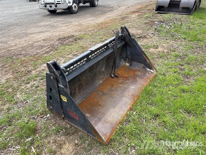  Norm Engineering SVL65 1600 mm .28 m3 Multi-Purpos Buckets