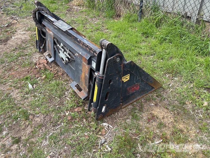  Norm Engineering SVL65 1600 mm .28 m3 Multi-Purpos Buckets