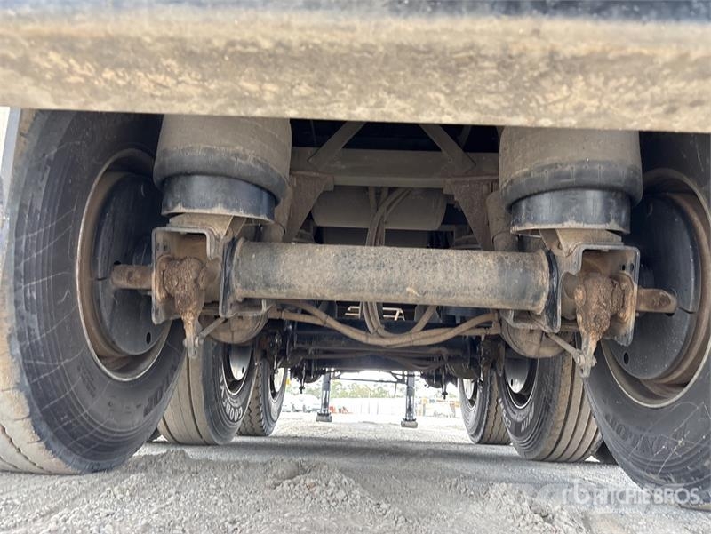 Ophee 10.2 m Tri/A Flatbed Trailer 自卸半挂车