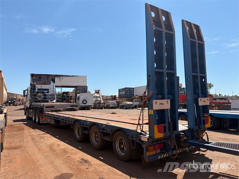 Ophee 18 m Tri/A Hydraulic Deck Widening Step Deck Low loaders