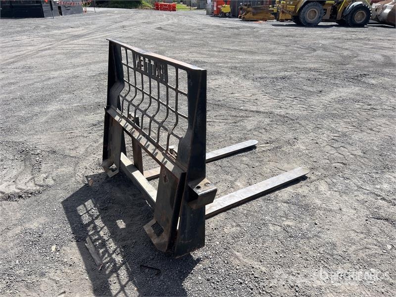 Patten 1220 mm Skid Steer Forks Вили
