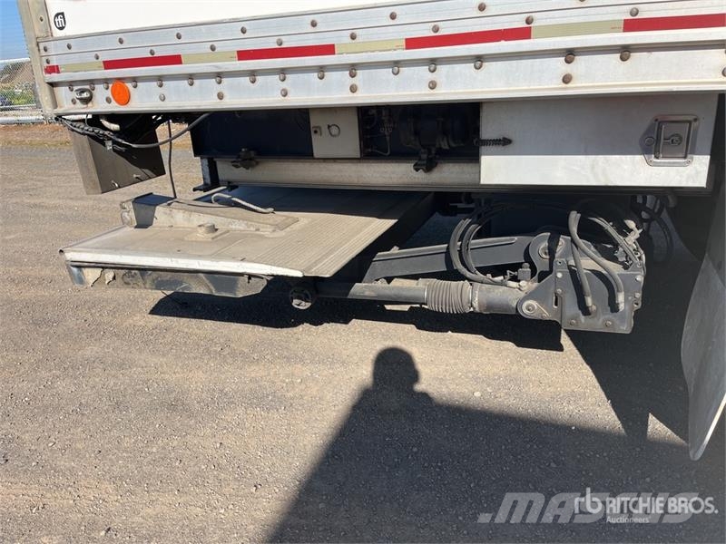 Peki 10.3 m Bogie/A Multi -Temp Refrigerated Trailer Hladilne polprikolice