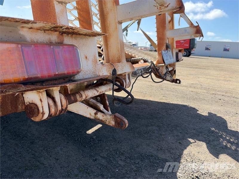  Plant Hire Services 6.1 m S/A Equipment Trailer Vehicle transport trailers