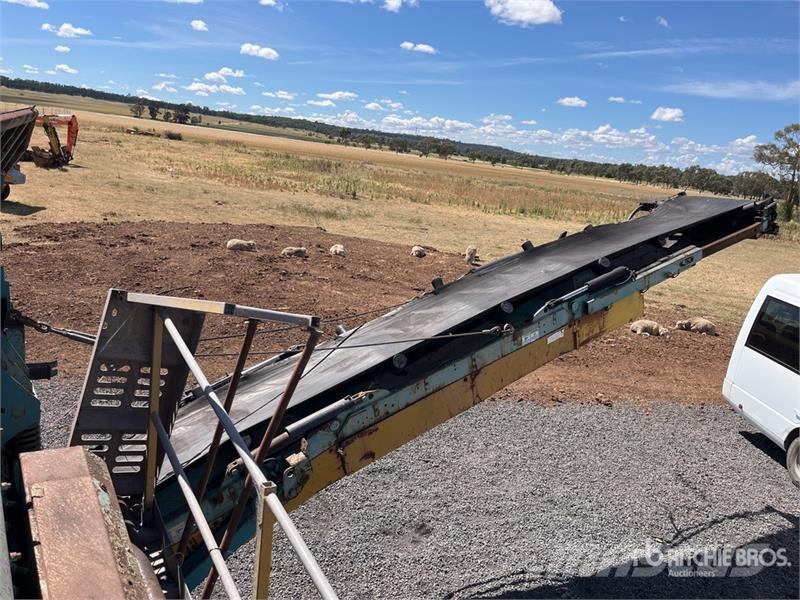 PowerScreen Warrior 1800 Tracked Screen Plant Machacadoras