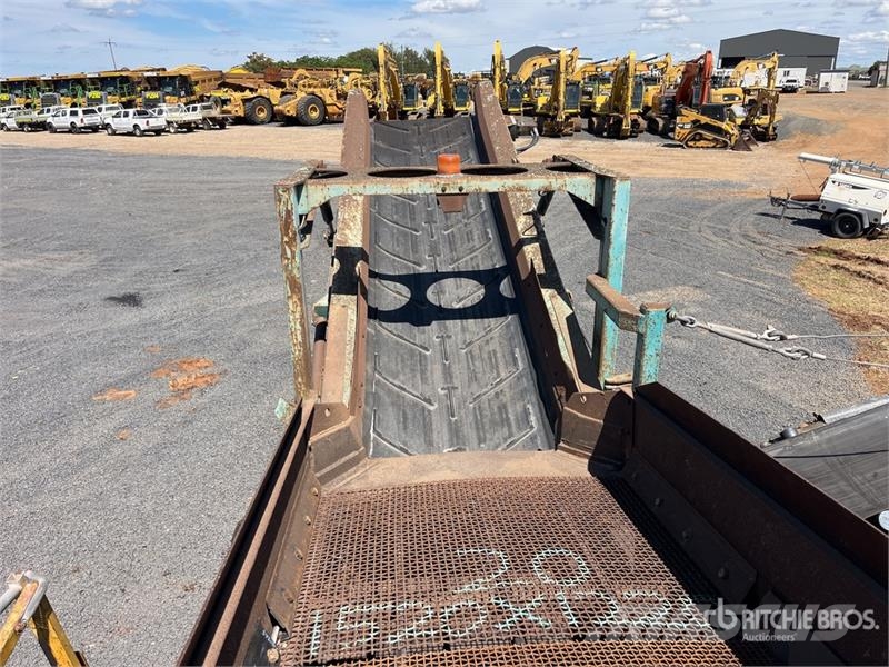 PowerScreen Warrior 1800 Tracked Screen Plant Machacadoras