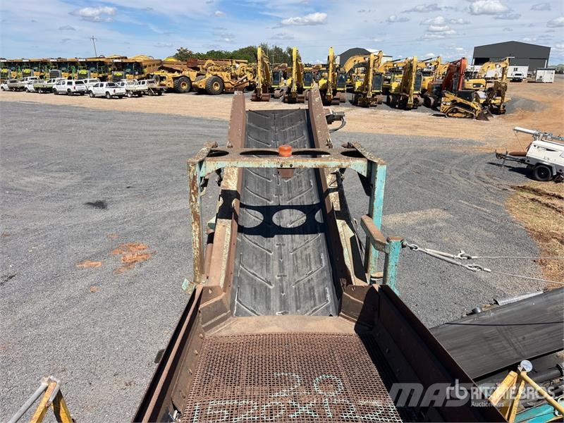 PowerScreen Warrior 1800 Tracked Screen Plant Machacadoras