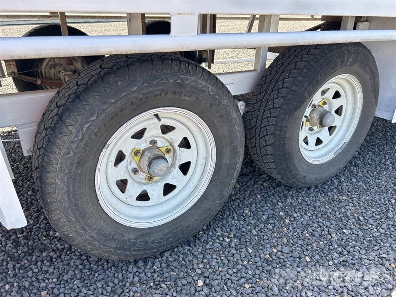 Premier 5.4 m Bogie/A Flatbed Trailer Прицепы-платформы/боковая разгрузка