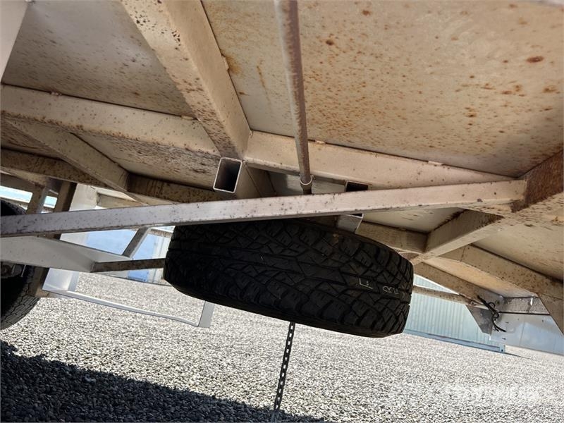 Premier 5.4 m Bogie/A Flatbed Trailer Прицепы-платформы/боковая разгрузка