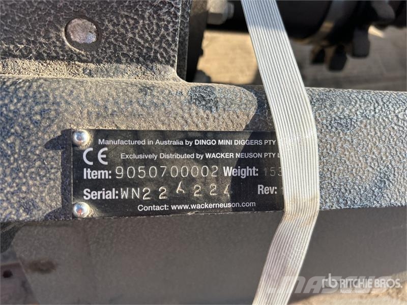 Pro 900 Skid Steer Trencher ماكينات حفر خنادق