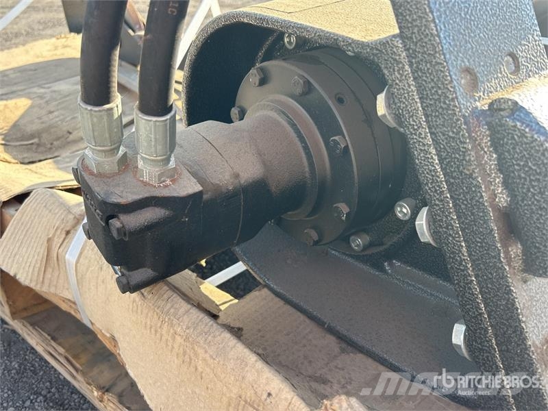 Pro 900 Skid Steer Trencher ماكينات حفر خنادق