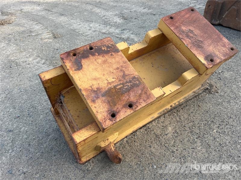 Push Block - Fits Cat Grader Egyéb alkatrészek