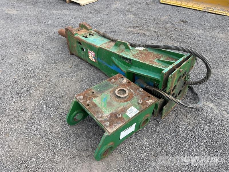Q/C Hydraulic Breaker Hammers / Breakers