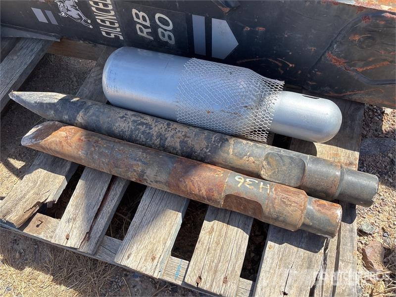 QLD Rock Breakers RB80 Hydraulic Breaker - Fits Hi Hammers / Breakers
