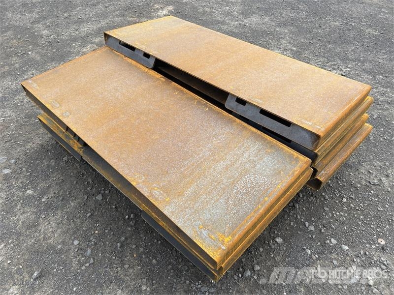 Quantity of (10) PABREAK UAP28 Skid Steer Attachm Other components
