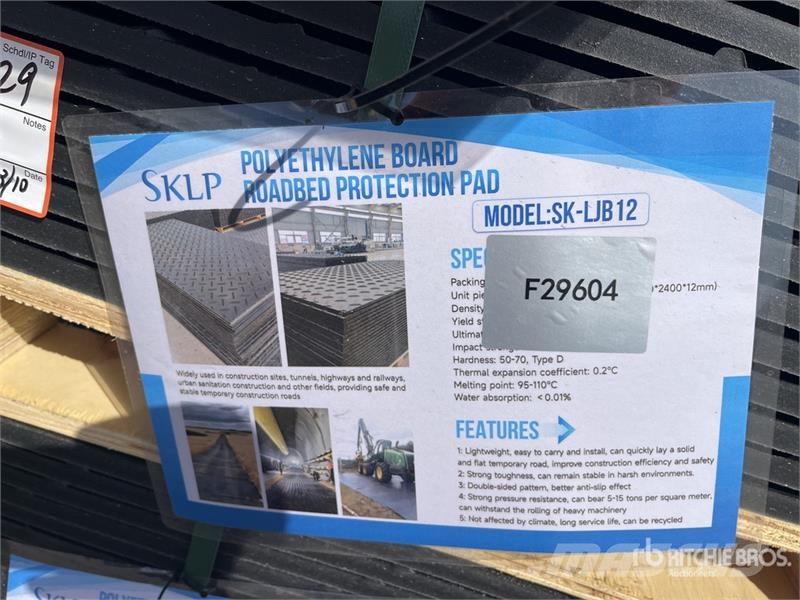 Quantity of (12) SKLP SK-LJB12 94 in x 47 in Poly Transport Sonstige