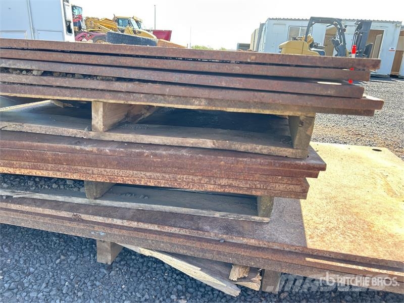 Quantity of 1200 mm x (20 mm Thick) Steel Plates Other components