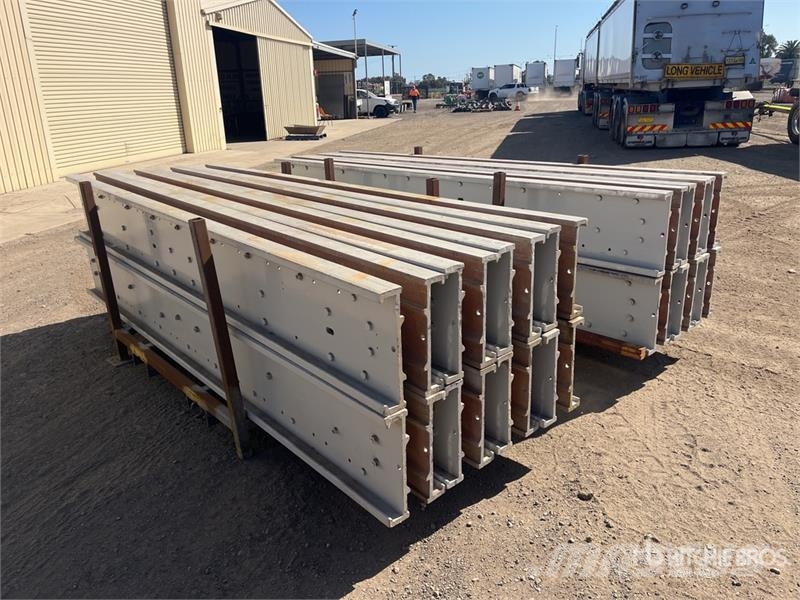 Quantity of (14) of vulcanising press bars Vulcan Other components