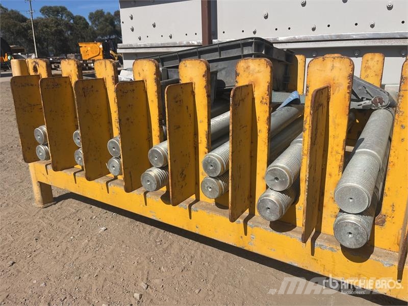 Quantity of (14) Vulcanising Press Bars Other
