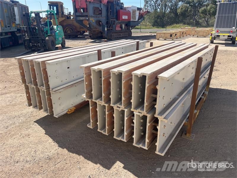 Quantity of (14) Vulcanising Press Bars Other