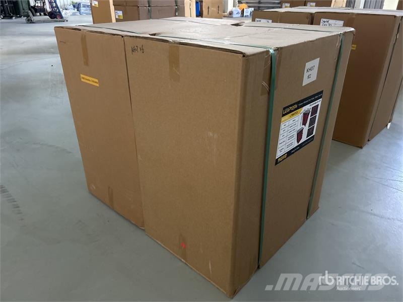  Quantity of (2)  LEAPtools LT880TCS Tool Box (Unus Gradbeništvo - drugo