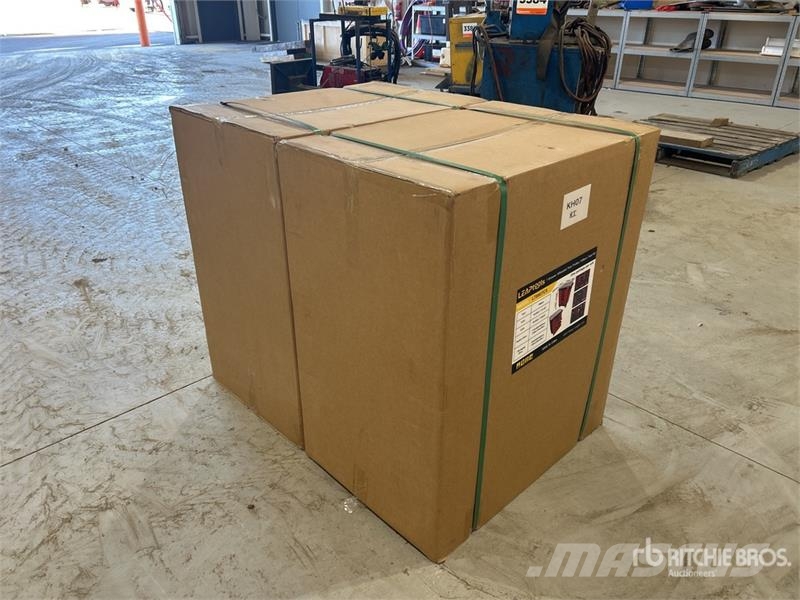  Quantity of (2)  LEAPtools LT880TCS Tool Box (Unus Ostalo za građevinarstvo