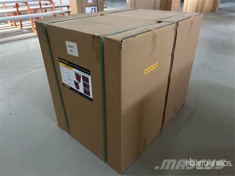  Quantity of (2)  LEAPtools LT880TCS Tool Box (Unus Gradbeništvo - drugo