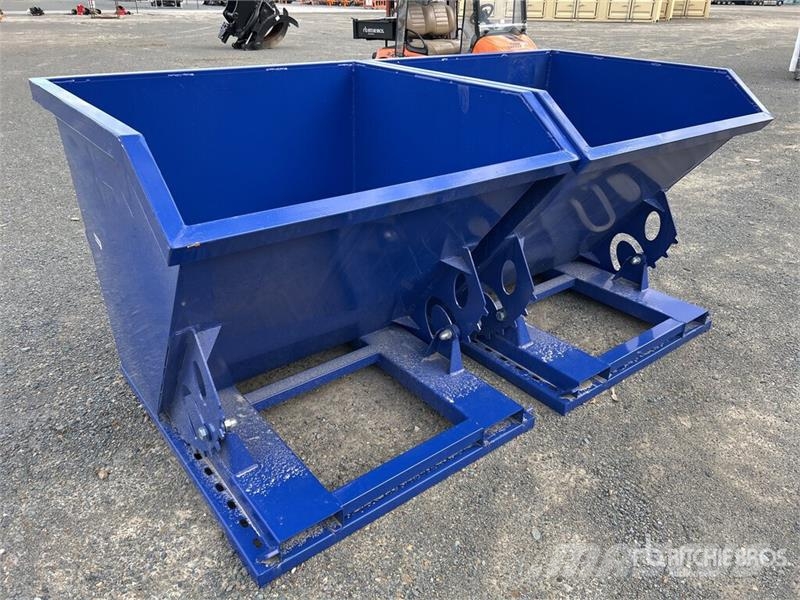  Quantity of (2)  Suihe N-1CY -2 Self-Dumping Hoppe Fülltrichter und Füllschächte
