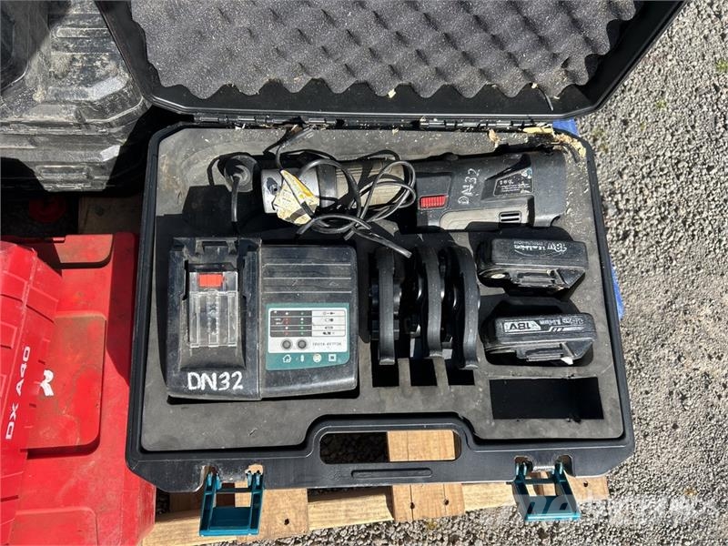 Quantity of (23) Boxes of Misc. Tools Drugi deli