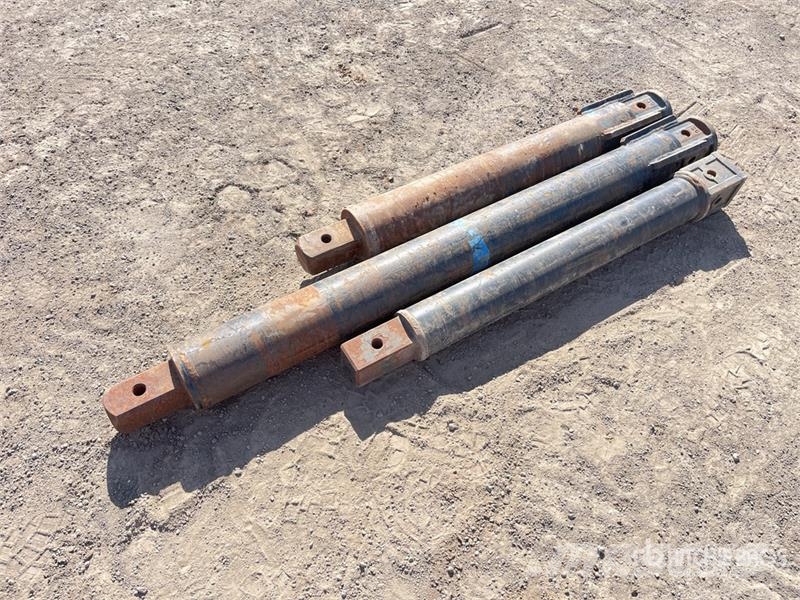  Quantity of (3) Auger Extension Компоненты строительной техники