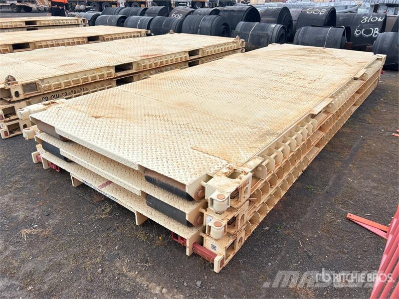 Quantity of (3) CSC 5800 mm x 2300 mm Container M Farm machinery