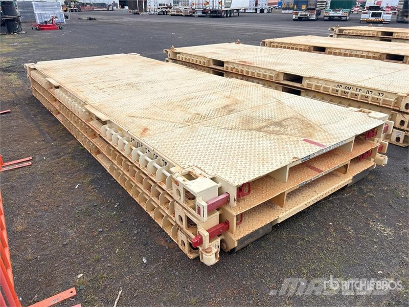 Quantity of (3) CSC 5800 mm x 2300 mm Container M Farm machinery
