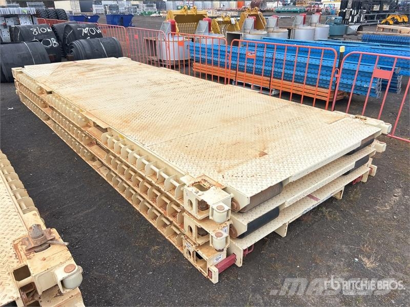 Quantity of (3) CSC 5800 mm x 2300 mm Container M Farm machinery