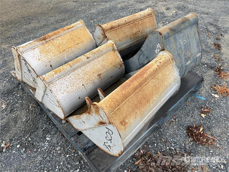 Quantity of (3) Digging & (2) Cleanup Excavator Bu Žlice