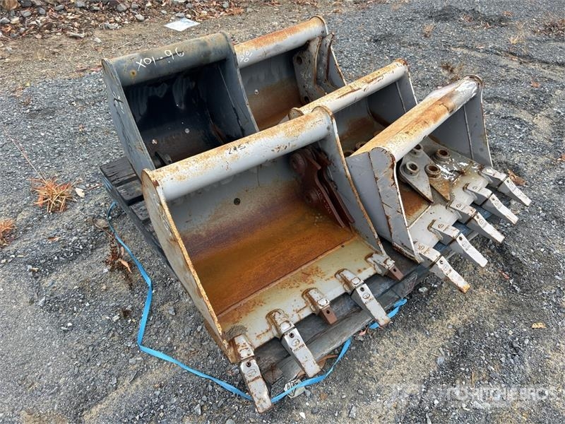 Quantity of (3) Digging & (2) Cleanup Excavator Bu Žlice