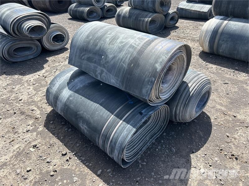  Quantity of (3) Miscellaneous Rubber مكونات أخرى