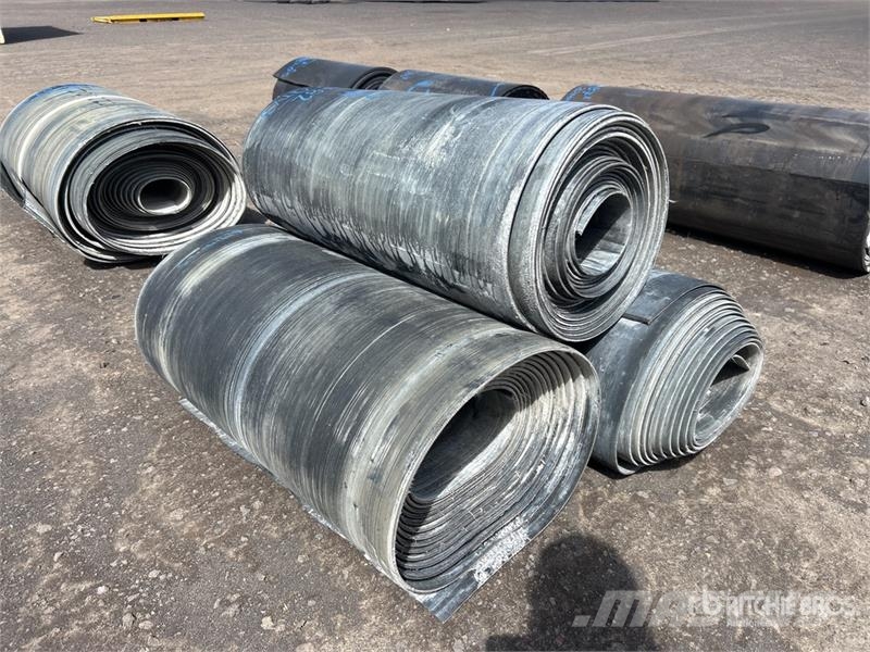  Quantity of (3) Miscellaneous Rubber مكونات أخرى