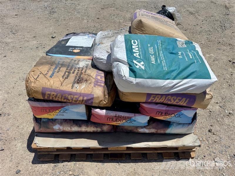 Quantity of (3) Pallets of Fracseal, AMC, Mudlogic Olaj és Gáz fúró eszközök